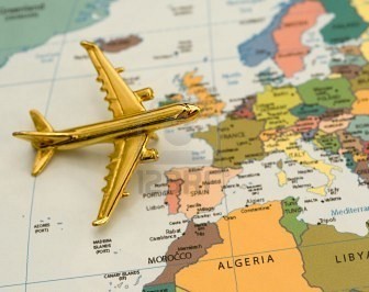 5219253-aereo-viaggiare-in-europa-mappa-
